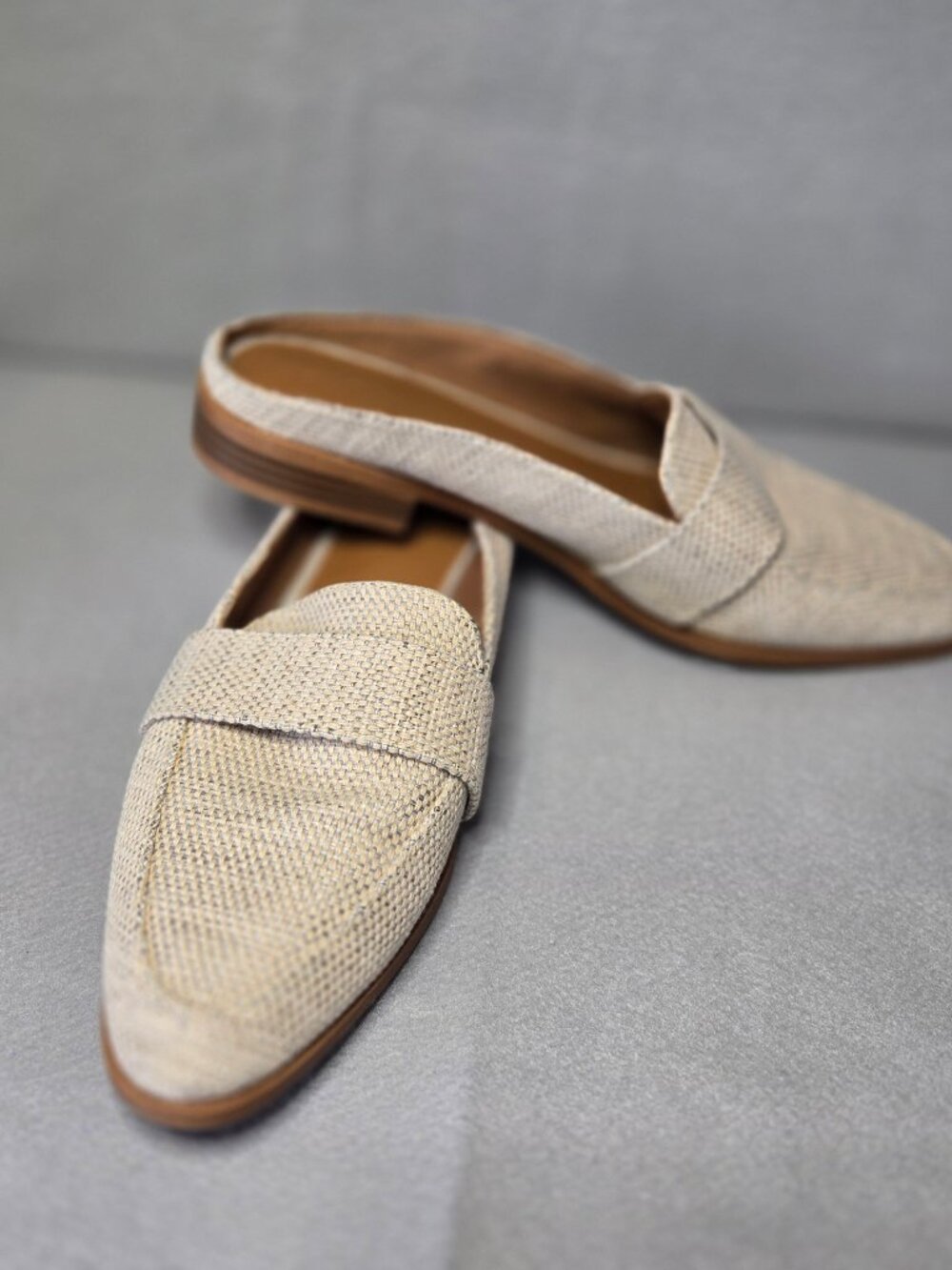 Universal Thread Women's Woven Flats
